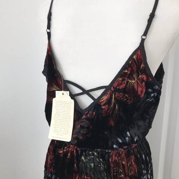 NWT Band of Gypsies Romantic Burnout Fringe Dress - Picture 8 of 8